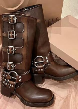 Чоботи miu miu