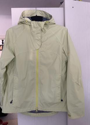 Куртка вітровка