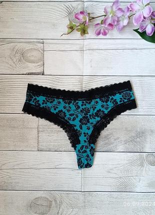 Гладкі жіночі трусики стрінги тонг