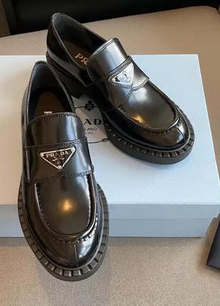 Лоферы prada