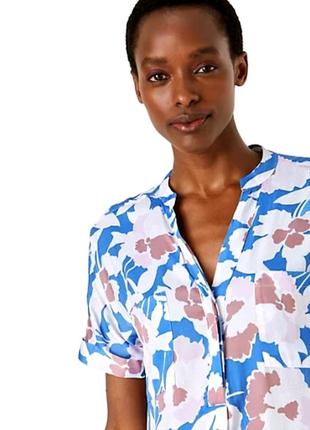 Розкішна  сатинова  блуза  у квітковий принт3 фото