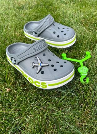 Детские кроксы сабо crocs bayaband clog kids charcoal серые детские crocs bayaband clog kids crocc crocs