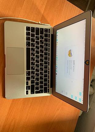 Macbook air 2011 4