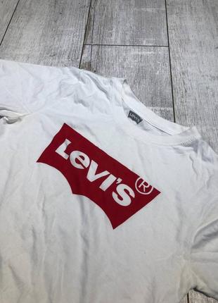 Женская футболка белая levis2 фото