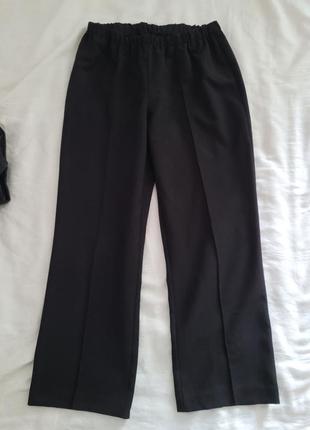 Черные укороченные брюки1 фото