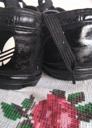 Супер кроси чорного кольору"adidas"р.39,устілка-23см.,франція.4 фото