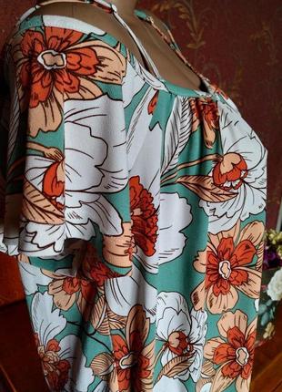 Платье на бретелях свободного кроя с цветочным принтом от next5 фото