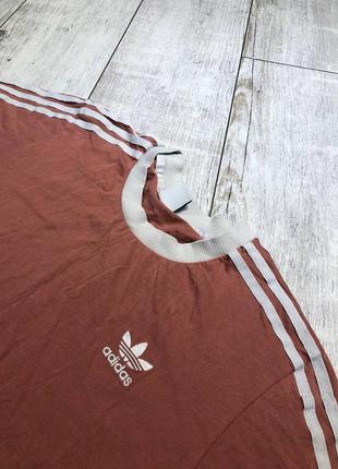 Женская футболка adidas2 фото