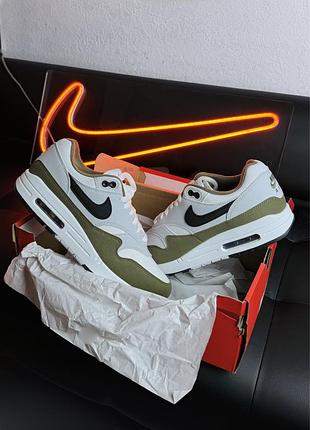 Кроссовки velour air max 1 white/olive fd9082-102 найк ейр макс