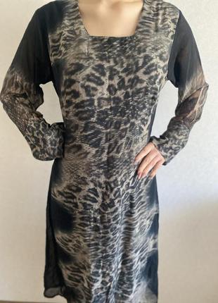 Платье с леопардовым принтом10 фото