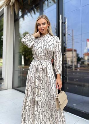 Жіноча шовкова сукня