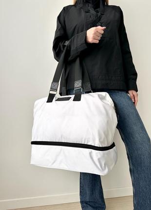 Жіноча брендова спортивна сумка guess сумочка гезз на подарунок дружині подарунок дівчині3 фото