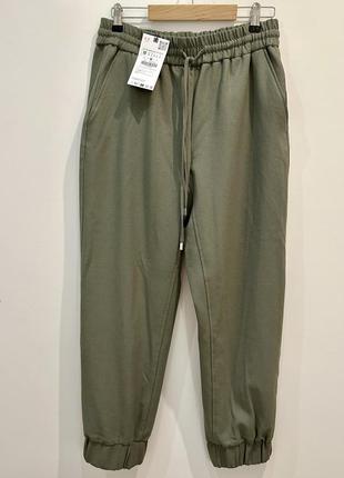 Новые легкие брюки-джоггеры zara в пижамном стиле коллекция 2024 года3 фото