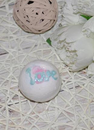 Бомбочка для ванни bomb cosmetics all you need is love bath blaster