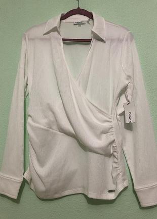 Стильна жіноча блузка