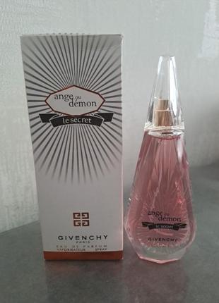 Givenchy ange ou demon