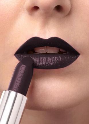 Помада artdeko