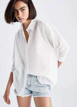 Базовая белая рубашка, свободный крой