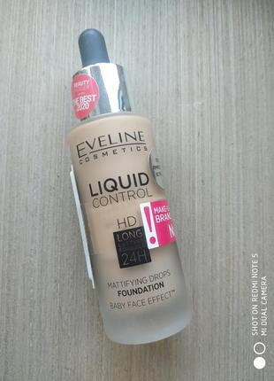 Eveline.тональна матуюча основа.