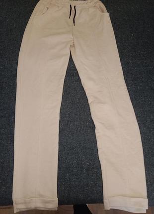 Новые спортивные штаны