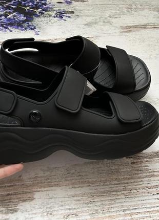 Бомоножки, сандалии crocs skyline sandal, оригинал, новая коллекция, р. w8 (38 размер)