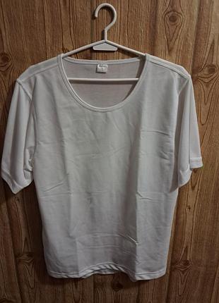 Футболка размер 40