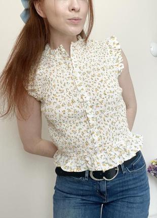 Блуза з коротким рукавом у квітковий принт