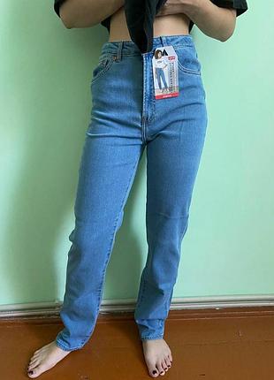 Новые джинсы levi's ribcage straight ankle