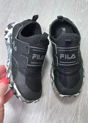 Фірмові дитячі кросівки fila