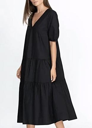 Чорна сукня