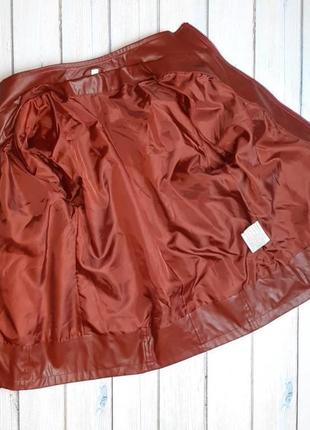 Женская красная кожаная куртка демисезон, размер 46 - 482 фото