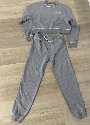 Спортивный костюм o.taje