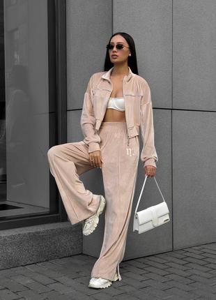 Велюровий костюмчик з вишивкою🎀