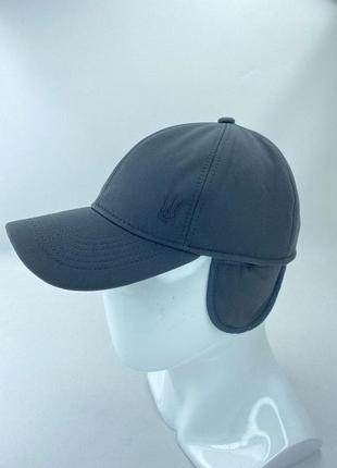 Зимняя кепка на флисе с ушками