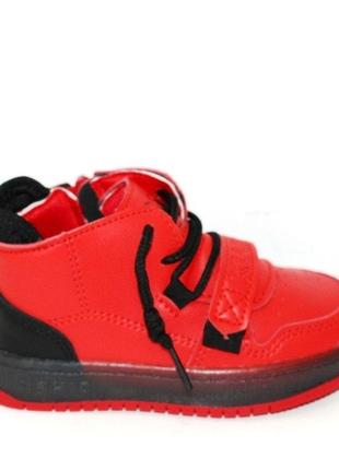 Осінні червоні дитячі спортивні черевики зі світиться підошвою червоний3 фото