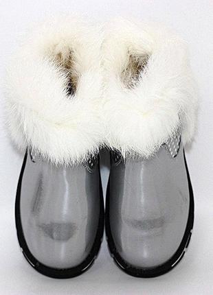 Зимові черевики з білої опушкою для дівчинки срібло4 фото