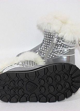 Зимові черевики з білої опушкою для дівчинки срібло6 фото