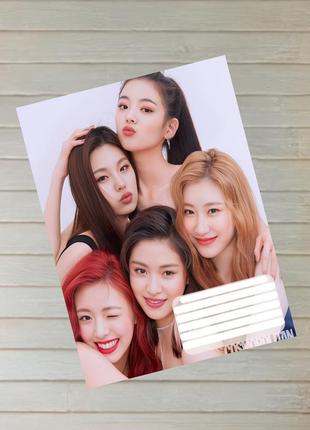 Зошит ітзі itzy на скобі 24 аркуші лінійка 17897