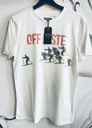 Футболка бренда fat face