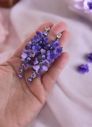 Длинные серьги с цветами сирени из полимерной глины