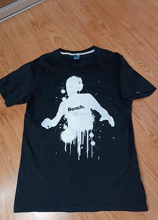 Мужская футболка bench
