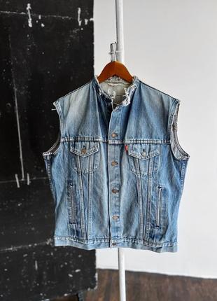 Levis mens vintage 90s blue denim jean vest pockets logo вінтажна, синя, джинсова жилетка