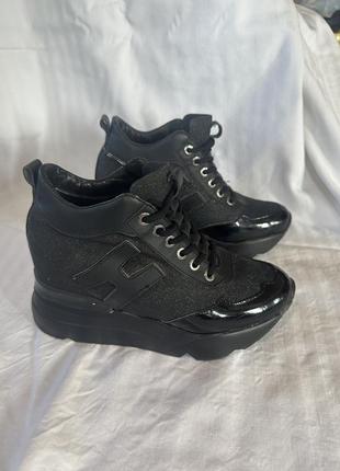 Снікерси🌌