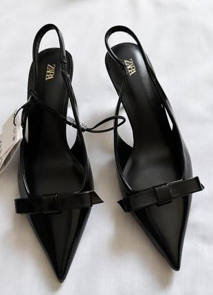 Роскошные туфельки слинбеки zara