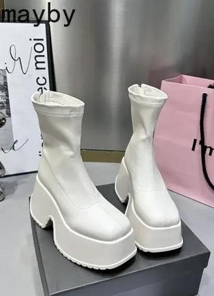 Ботинки на платформе