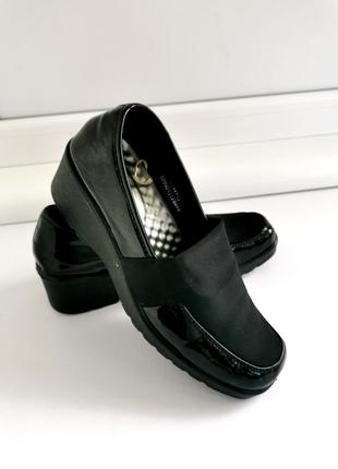 Красивые женские осенние туфли comfort