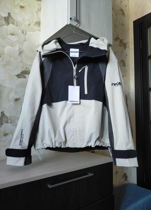 Водонепроникна вітровка куртка дощовик s розмір 44 bershka