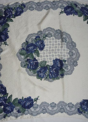 Italy 100% seta велика італфйська шовкова хустина край роуль