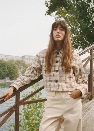 Куртка женская короткая фактурная бежевая zara new