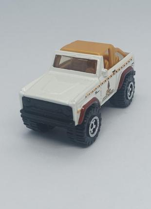 Машинка ford bronco 2006 matchbox